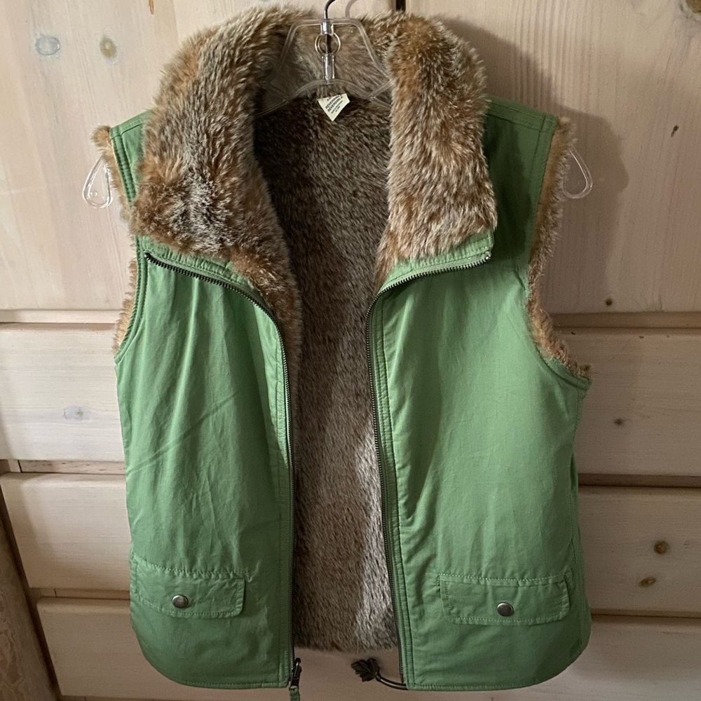 Gap Reversible Faux Fur Sage Green Cotton Vest